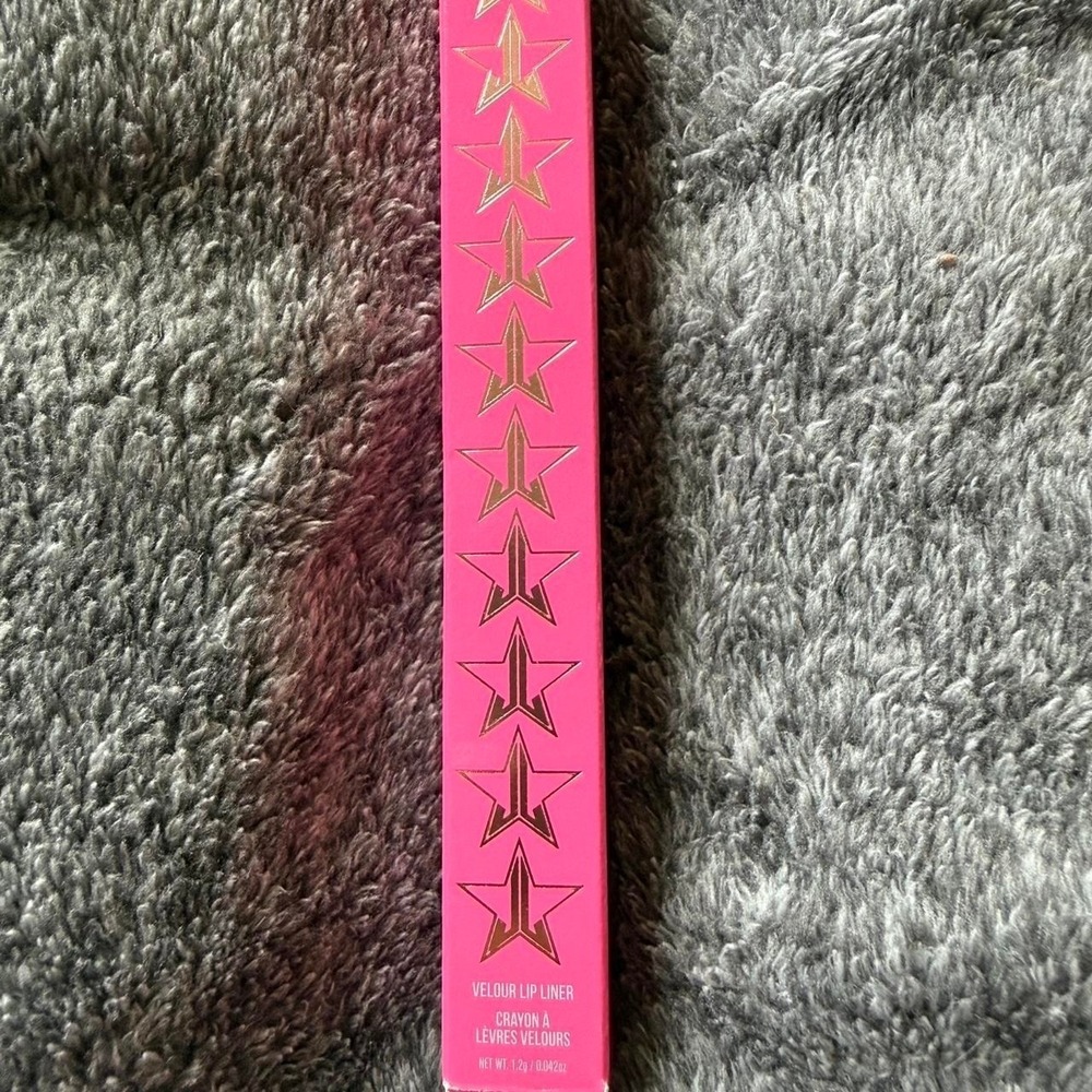 Jeffree Star Lip Liner